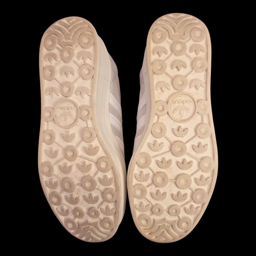 Women's Cream Sneakers - Picture 8 of 9